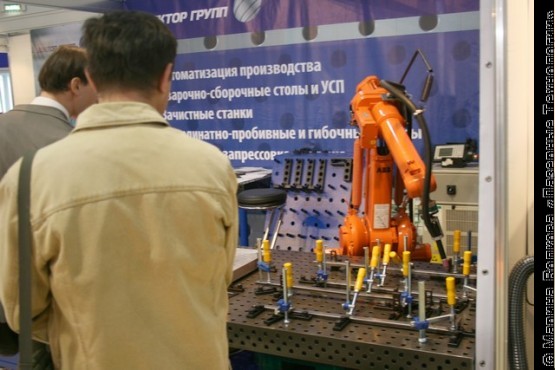 Металлообработка-2011 metalloobrabotka2011129marafon168 555x370 Металлообработка 2011: итоги